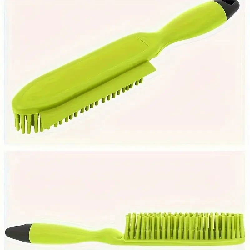 Rubber Grooming Brush | Suitable for dog bathing, massage, and efficient cleaning.