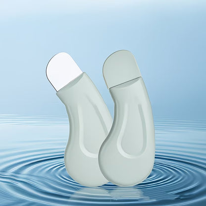 Two amazing pore-cleaning tools.