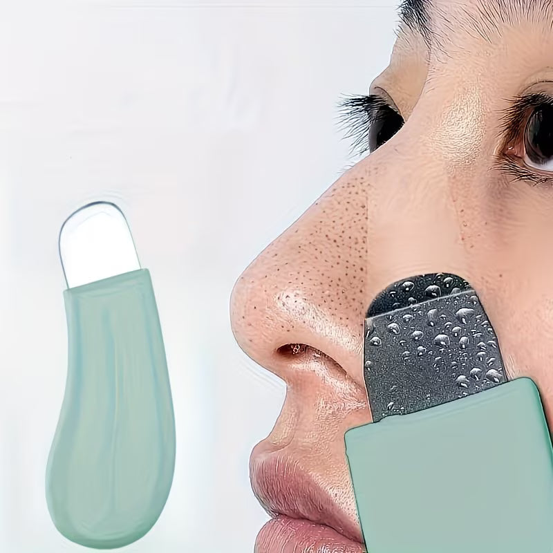 Two amazing pore-cleaning tools.