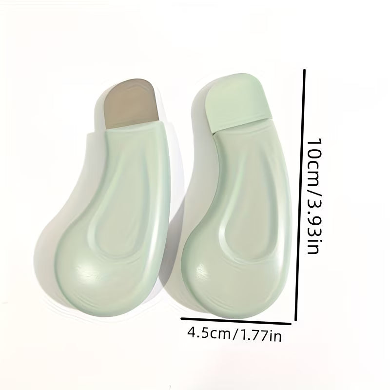 Two amazing pore-cleaning tools.