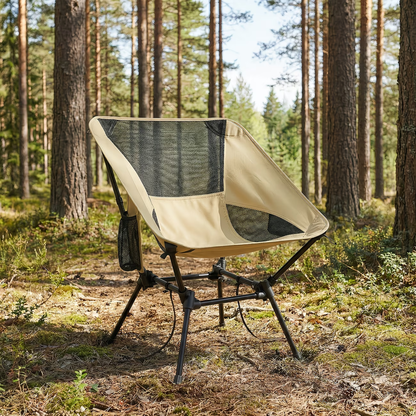Adjustable beach chair with a steel frame (maximum load capacity 330 lbs).