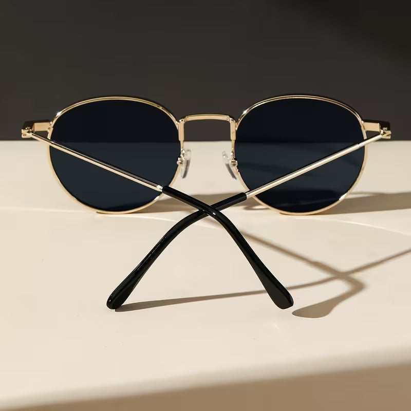 Unisex Retro Fashion Glasses (1 Pair)